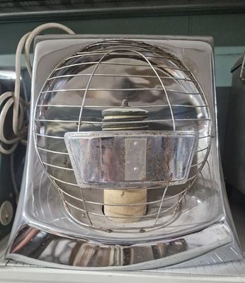 תנור וינטג' חשמלי. תנור וינטג' משנות ה- 80 
במצב טוב 
לא נבדקה תקינותו