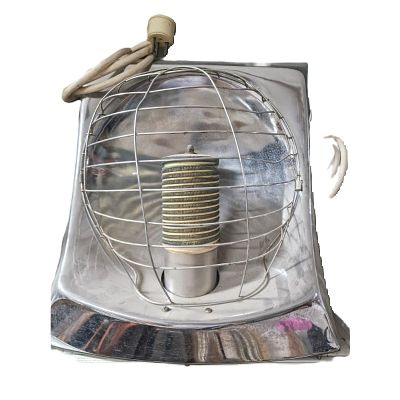 תנור וינטג' על חשמל. תנור של פעם מחמם.... 
רוחב כ- 39 ס"מ גובה כ- 37 ס"מ 
לא נבדקה תקינותו.