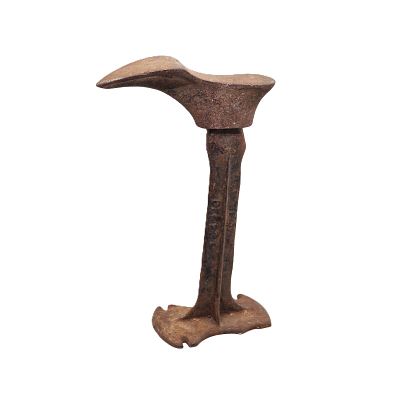 סדן לסנדלר ישן חתום. סדן ישן עשוי ברזל, כבד - כבר לא רואים כאלה בשווקים. אספני 
גובה 34 ס"מ