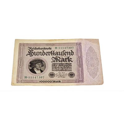 100,000 מארק. שטר שמור מאוד. 
אורך - 19 ס"מ 
רוחב - 11.5 ס"מ