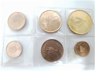 לוט מטבעות מצופות זהב. לאספנים, לוט מטבעות: 5, 10, 25 , 50, 100, 250 פרוטות. מצופות זהב.