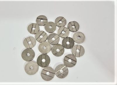 20 אסימונים. לוט של 20 אסימונים . נוסטלגיה..