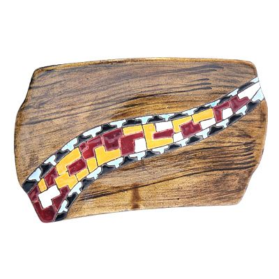 צלחת הגשה דקורטיבית עבודת יד קרמיקה. צלח עשויה קרמיקה ישראלית צבועה ומשוכה בלכה שקופה כאשר לאורך 