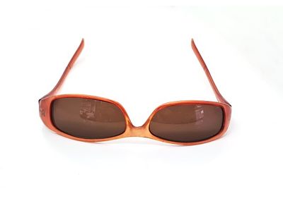 משקפי שמש תוצרת איטליה. UV400 
MODEL 809/S 
רוחב זגוגית - 5.5 ס"מ 
אורך - 3 ס"מ 
משקפיים בסטייל..