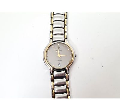 שעון FERRARI לנשים. שעון אלגנטי לנשים בעיצוב נקי. 
קוטר הלוח -2.5 ס"מ 
עובד על בטרייה. 
לא 