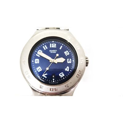 שעון SWATCH לגבר. שען כחול בוהק, חזק מאוד תוצרת שוויץ. 
קוטר הלוח - 4.3 ס"מ 
לא נבדקה תקינותו