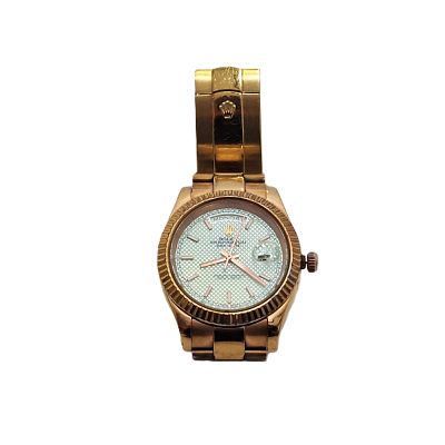 רפליקה של ROLEX. שעון אוטומטי עובד בתזוזה לא נבדקה תקינותו ) 
קוטר - 4 ס"מ
