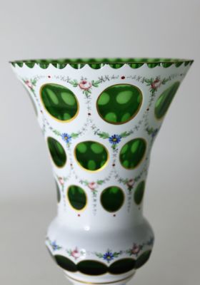 Ваза Богемия 1920 год. 
Высота 23 см.