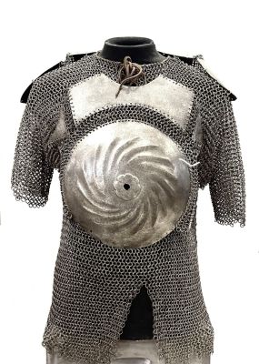 Корпусный кольчужный доспех . 
Атрибутированный доспех относится к 