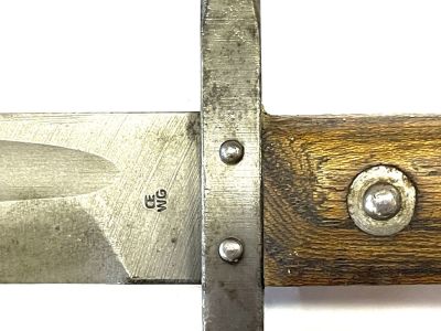 Штык унтер-офицерский к винтовке Манлихера, 
образца 1895 г. Австро-Венгрия. 
На клинке и 