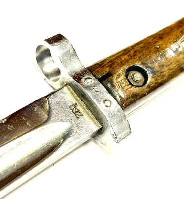 Штык к винтовке &laquo;Маузер&raquo;. Чехословакия, 1924 г. 
Клинок, гарда, затыльник - никелированные. 