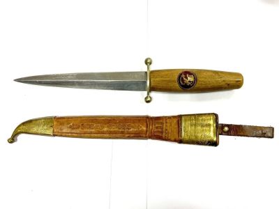 Нож финский периода Зимней войны 1939-1940 гг. С финской государственной символикой в рукояти.