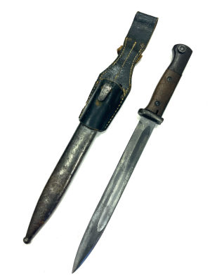Штык к винтовке Маузера 84\9, 2-й тип с деревянной рукоятью, Германия. Парные номера на 