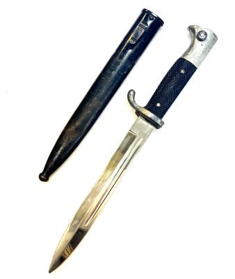 Штык парадный для ношения вне строя модель к98s к винтовке Маузера. (Акулий зуб.)
