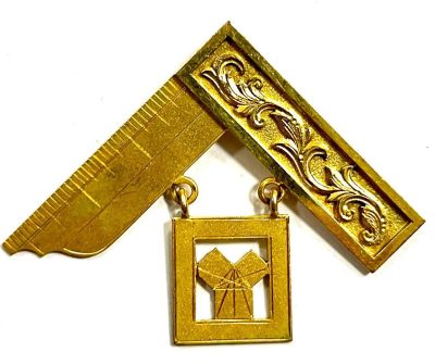 Масонский золотой угольник. 8 карат. 1954 год.