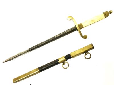 Кортик морской офицерский обр 1803 года. Российская Империя. Длина в ножнах 392 мм, клинок 260 