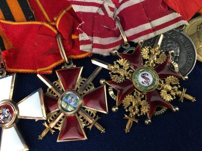 Оригинальная колодка с наградами боевого офицера РИА. Золото 56 пр. серебро. Отличная сохранность.