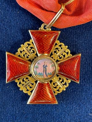 Орден св. Анны 2 степени реставрация эмали на таблетке.4,5 на 4,7 см, 56 проба.
