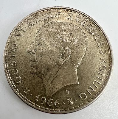Швеция. Густав VI Адольф. 5 крон 1966 г. 100-летие Конституционной реформы. Серебро.