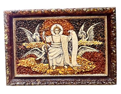 Панно из янтаря "Христос-Вседержитель на троне c символами евангелистов", в раме. Размер - 