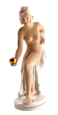 Статуэтка "Обнажённая танцовщица с шаром". Германия. Графенталь (Grafental) 1950е годы. Фарфор. 
