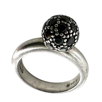 Перстень с камнями. Серебро 925 пробы, вставки. Вес - 6,04 гр.