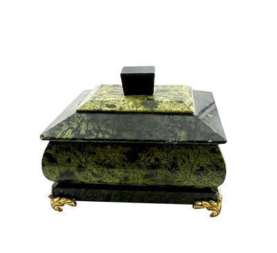 Шкатулка из уральского камня (змеевика). Отличный подарок!. Шкатулка из уральского камня 