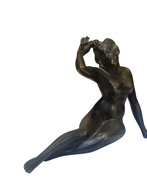 Стилизованная бронзовая женская обнажённая фигура авторской работы известного европейского 