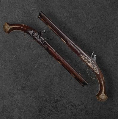 Кремнёвый пистолет. Вторая четверть 18 века. Германия. Подробное описание на фото. 
Состояние: 