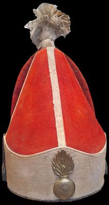 Парадная офицерская гренадерская шапка гвардейцев императора Петра III (Голштинские войска). 