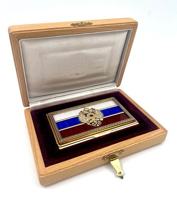 Визитница в подарочной коробке из белого клёна. Серебро, золото, бриллианты, рубин. 