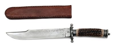 Hunting Knife with Bowie-like Blade, Kirschbaum, Solingen. Haevy single-edged blade bears the 
