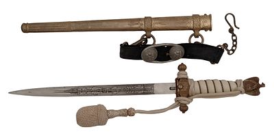 M 38 dagger for officers of the Kriegsmarine (German Navy) by WKC, Solingen. Clean blade in 