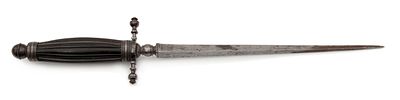 A Stiletto. Triangular blade with baluster-shaped ricasso. Horizontally cut quillons with 