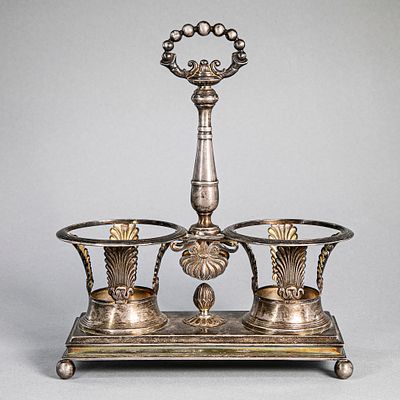 Парный прибор для сервировки. Франция, Этьен-Огюст Кортуа, 1834-38. Серебро. Парный прибор для 