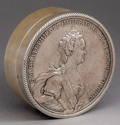 [Редкость] Шкатулка с настольной медалью периода правления Екатерины II. Москва. Россия. 1760-е 