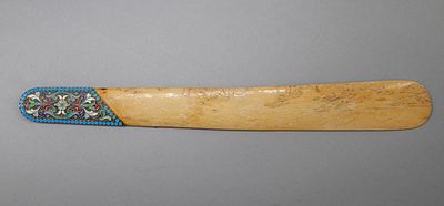 Нож для бумаг. Серебро, эмаль, дерево. Россия, 1908-1917. Нож для бумаг с эмалью по скани. 