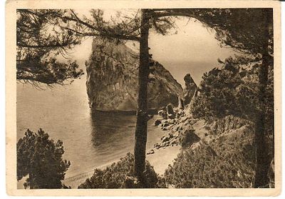 Симеиз. Ай-Панда. "Монах" и "Дива".