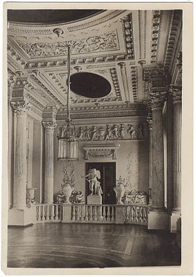 Гатчинский дворец - музей. Мраморная столовая. арх. Бренна, конец XVIII века. Фото Баумнер С.Г. 