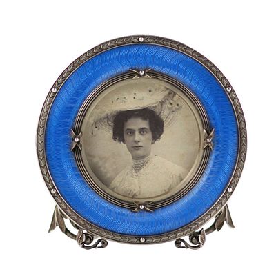 Silver photo frame with guilloch&eacute; enamel. Saint Petersburg. I.S. Britsyn. 1908-1917. Master of 