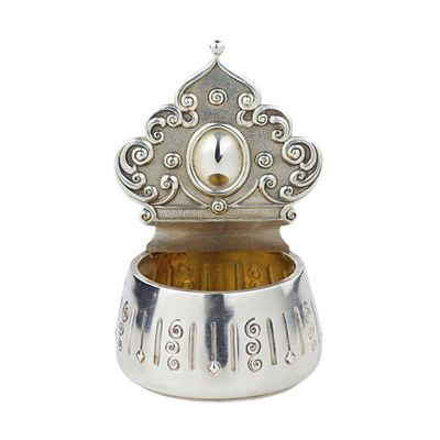 SILVER LADLE WITH OPENWORK BACK IN THE FORM OF A KOKOSHNIK RUSSIA, EARLY 20TH CENTURY. A silver 