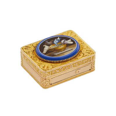 MUSICAL SNUFFBOX WITH MICROMOSAIC "PLINY&39;S DOVES" FRANCE, 1819–1838. A rare and exquisite 