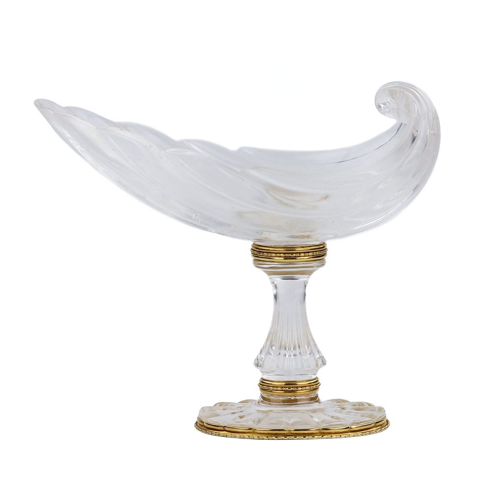 MOUNTAIN CRYSTAL BOWL WITH GOLD MOUNT BY FABERG&Eacute; SAINT PETERSBURG, 1880–1890. An exquisite 