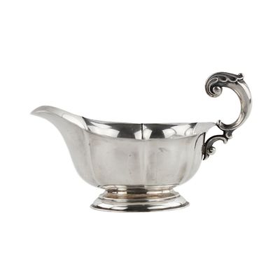 Silver creamer from the supplier of the imperial court V. Morozov. Moscow. 1908-1917. Silver 