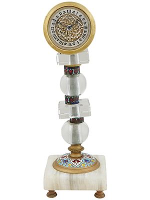 ANTIQUE 19TH C FRENCH TABLE CLOCK ON ONYX BASE. An antique 19th century French table clock on an 
