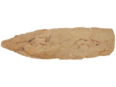 ANCIENT NATIVE AMERICAN INDIAN PALEO QUAD ARROWHEAD. An ancient Native American Kentucky area 