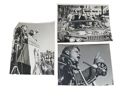 ORIGINAL PHOTOS OF US PRESIDENT JOHN F KENNEDY. A lot of three original black-and-white 
