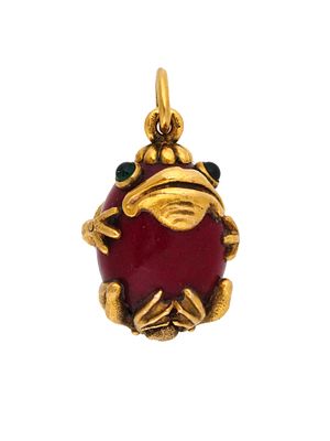 RUSSIAN 14K GOLD PURPURIN EMERALD FROG EGG PENDANT. A Russian hand carved Purpurin stone Easter