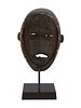CENTRAL AFRICAN BAULE PEOPLE CARVED WOODEN MASK. A Central African Ivory Coast hand carved Image - 3