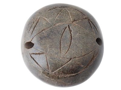 ANCIENT SYRIAN MIDDLE EASTERN STEATITE STONE STAMP. An ancient Syrian Middle Eastern hand carved